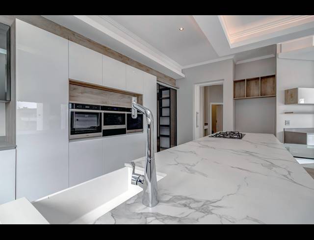 5 BEDROOM HOUSE FOR SALE IN STEYN CITY